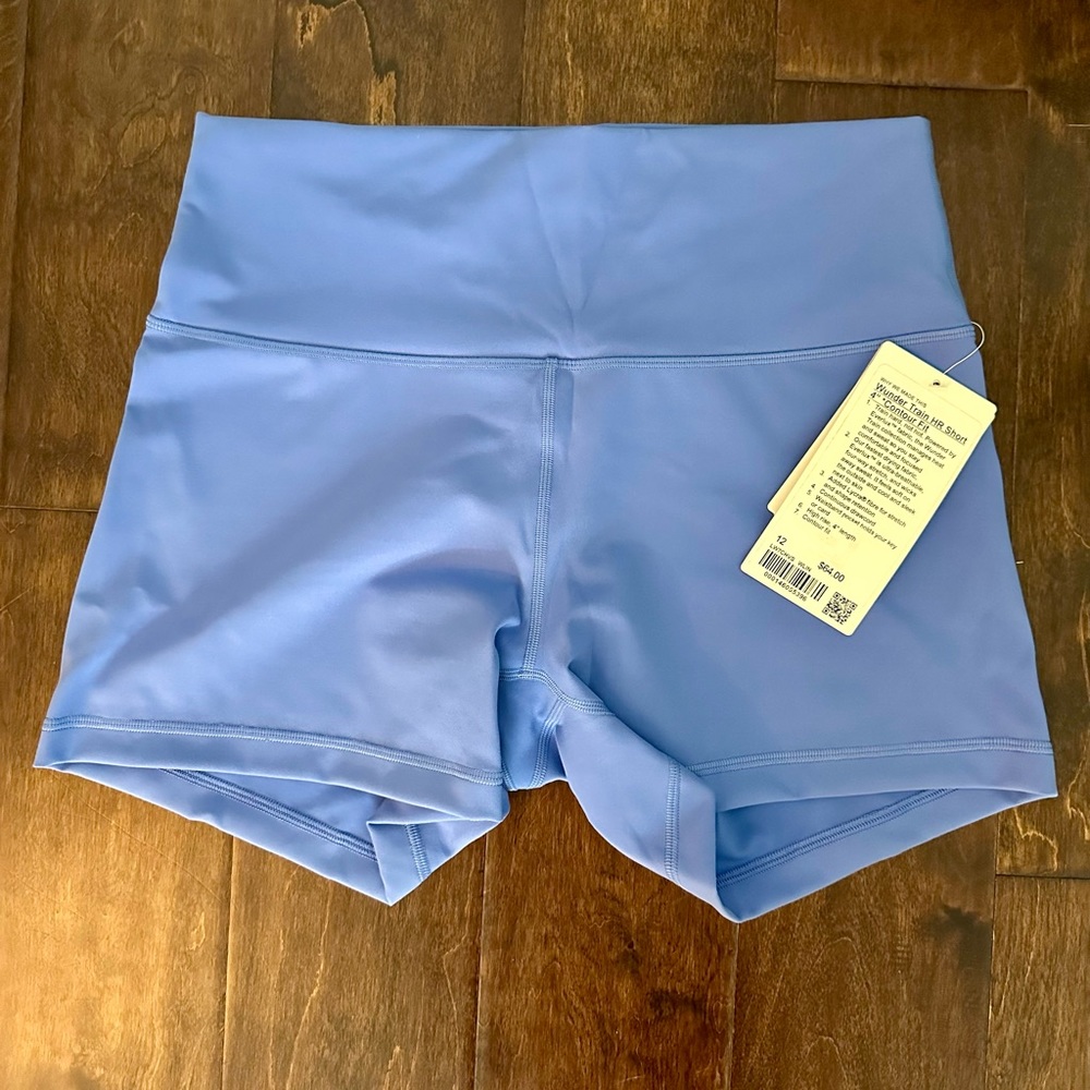 NWT - Lululemon Wunder Train Contour Fit High-rise Short 4”